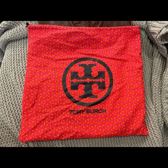 Tory Burch Reva Bombe Clutch Chocolate Brown - Picture 10 of 10